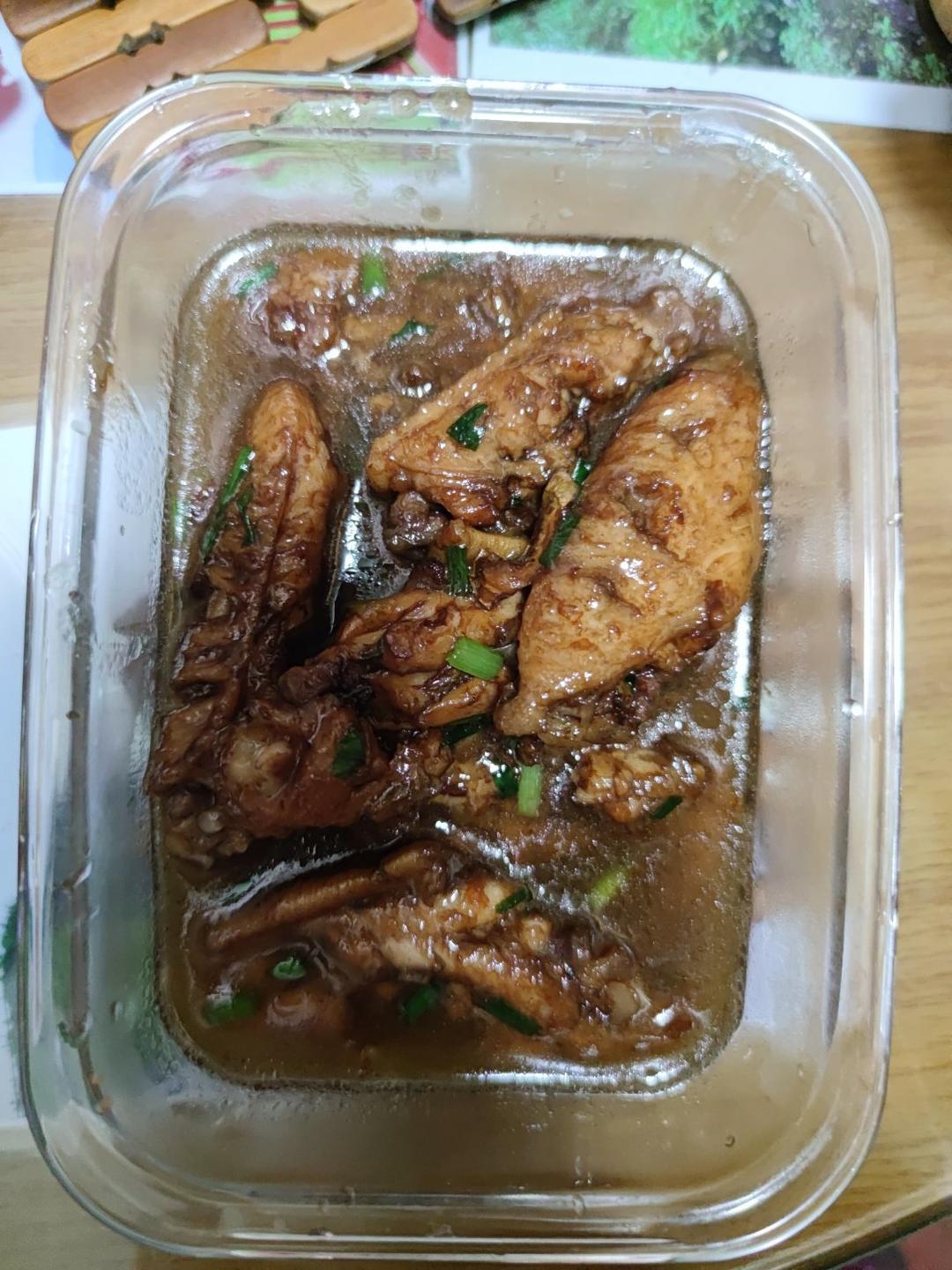 可乐鸡翅，好吃到舔手指，隔壁小孩馋哭了！