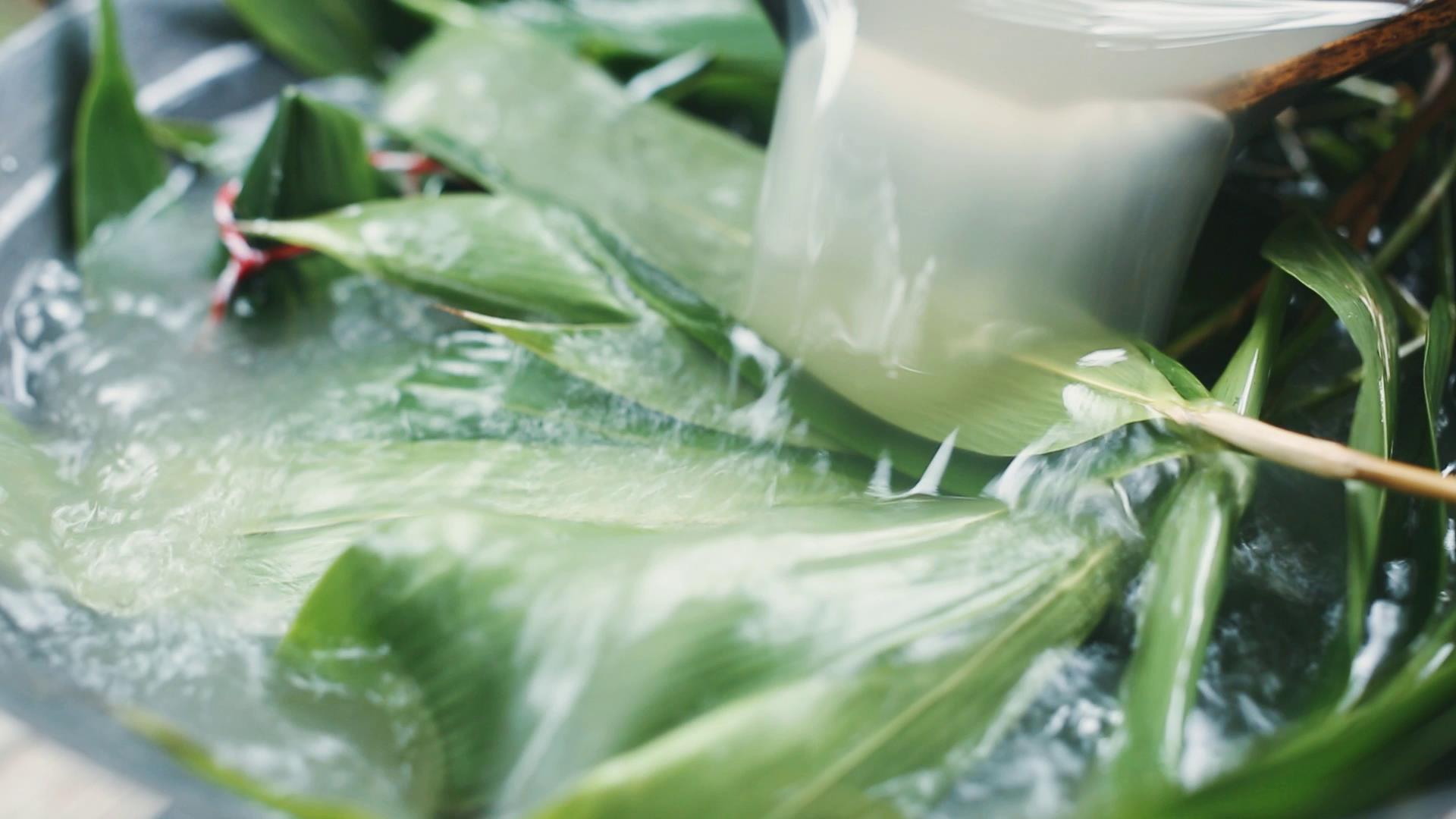 天然碱水粽——稻草灰粽的做法 步骤11