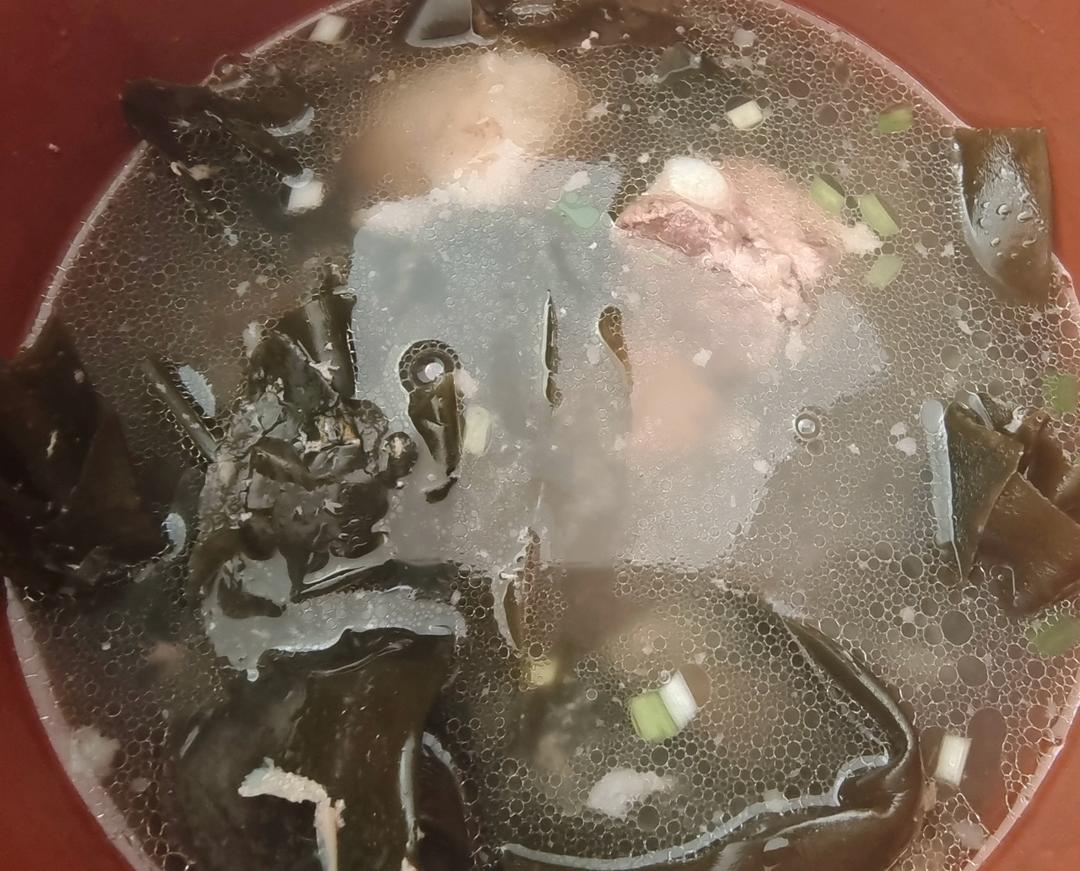 海带排骨汤