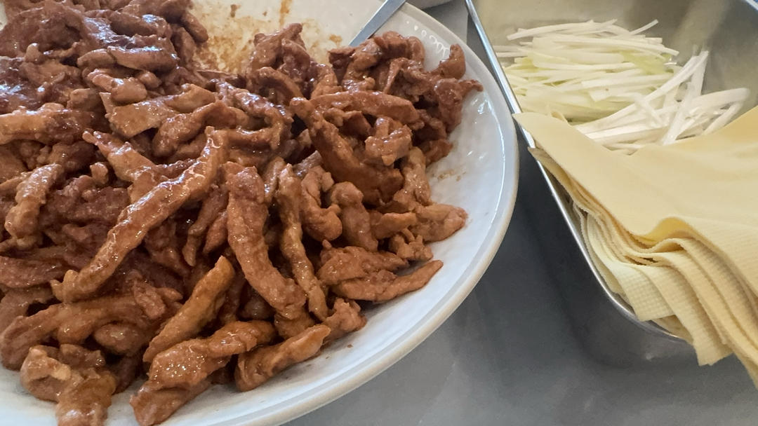 京酱肉丝