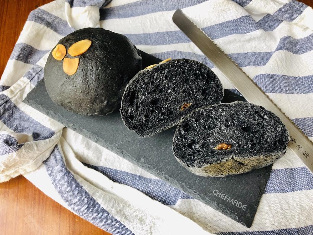 天然酵母竹炭吐司