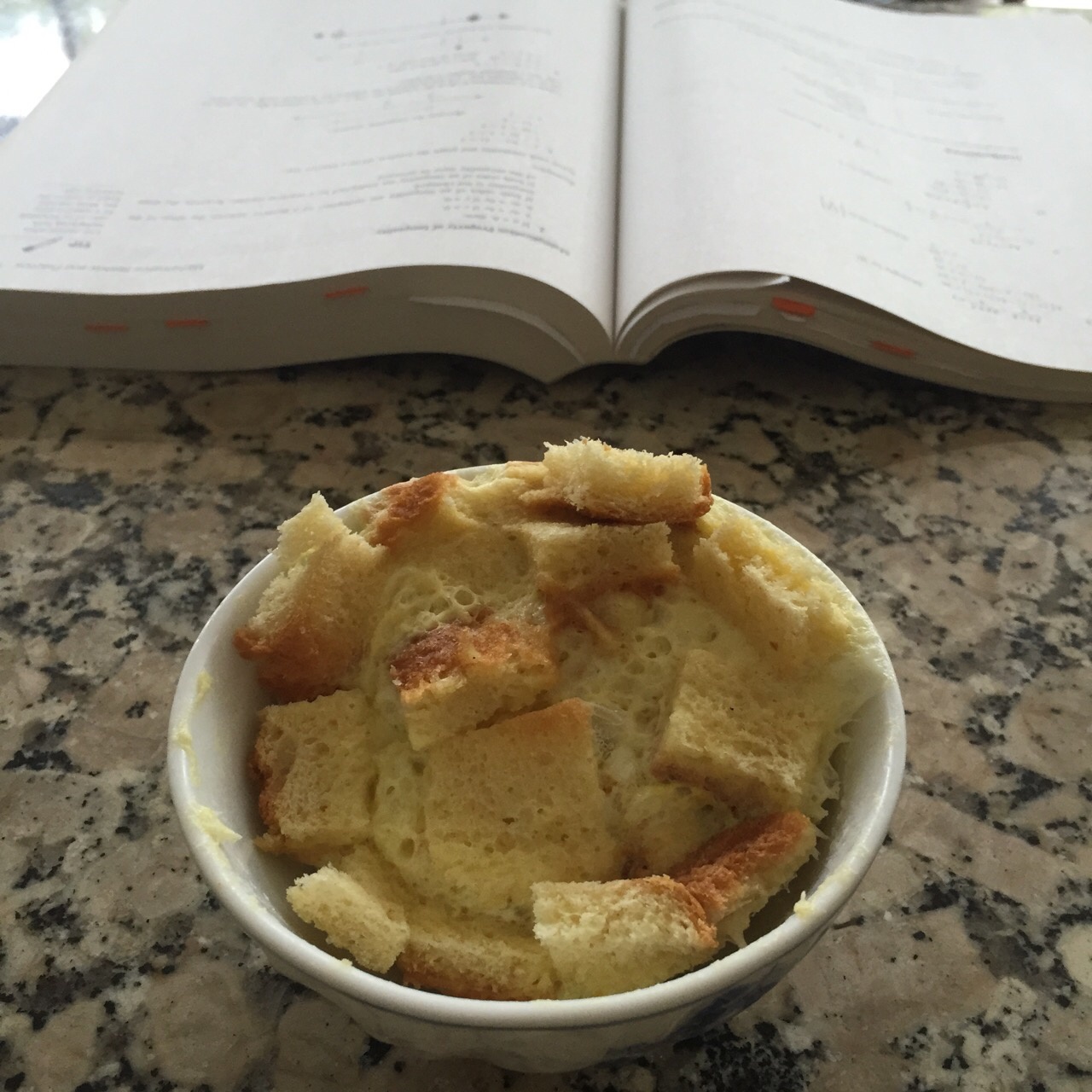 鸡蛋牛奶吐司布丁