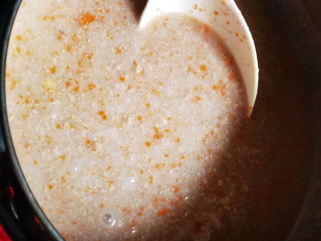 宝宝辅食—胡萝卜牛肉粥