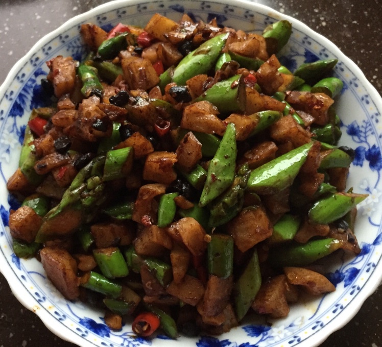 芦笋豆豉爆藕丁