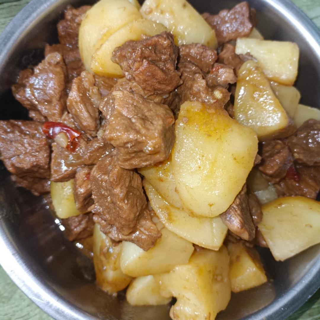 牛肉炖土豆