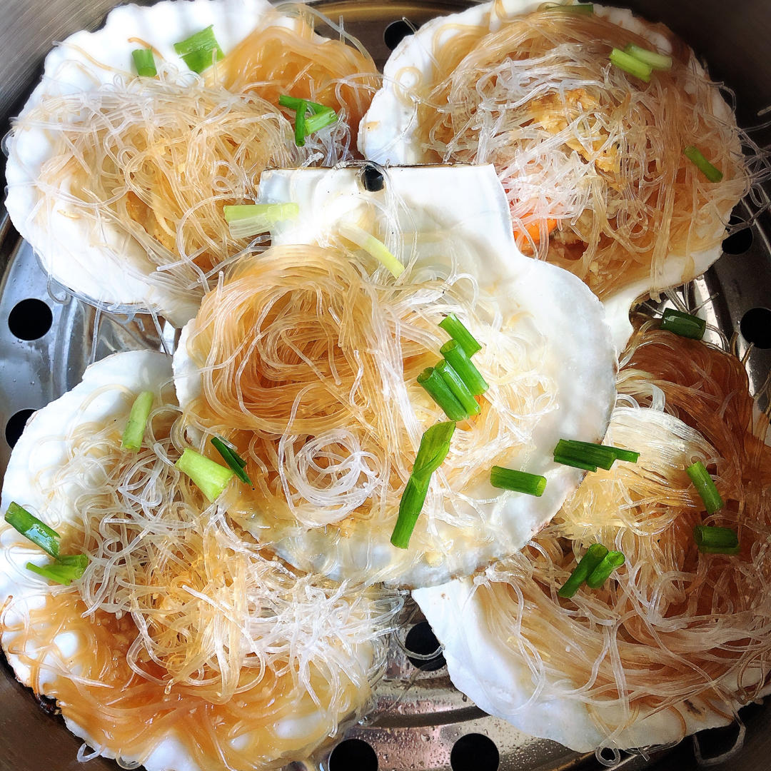 蒜蓉粉丝蒸扇贝