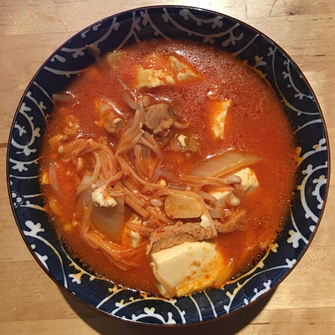 辣白菜豆腐汤
