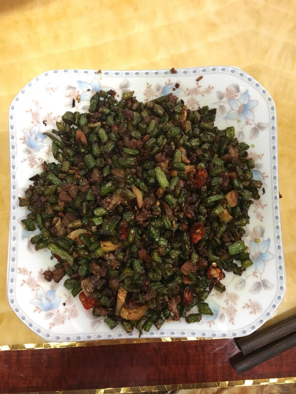 肉沫豆角下饭菜
