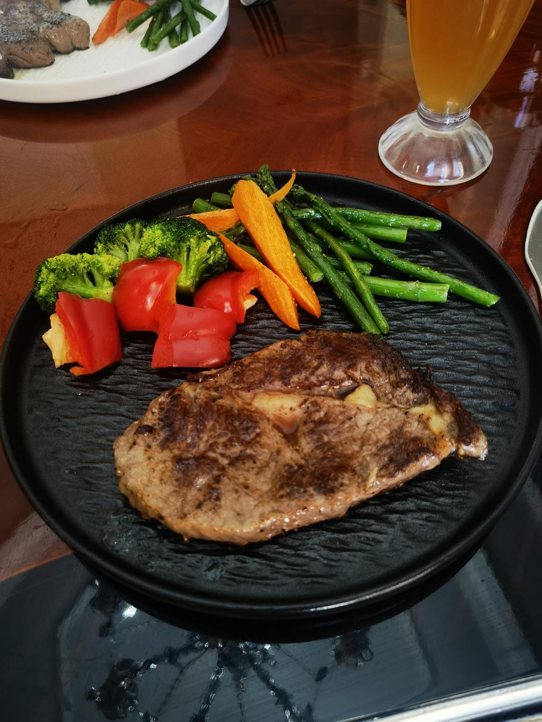 好吃到哭的煎牛排