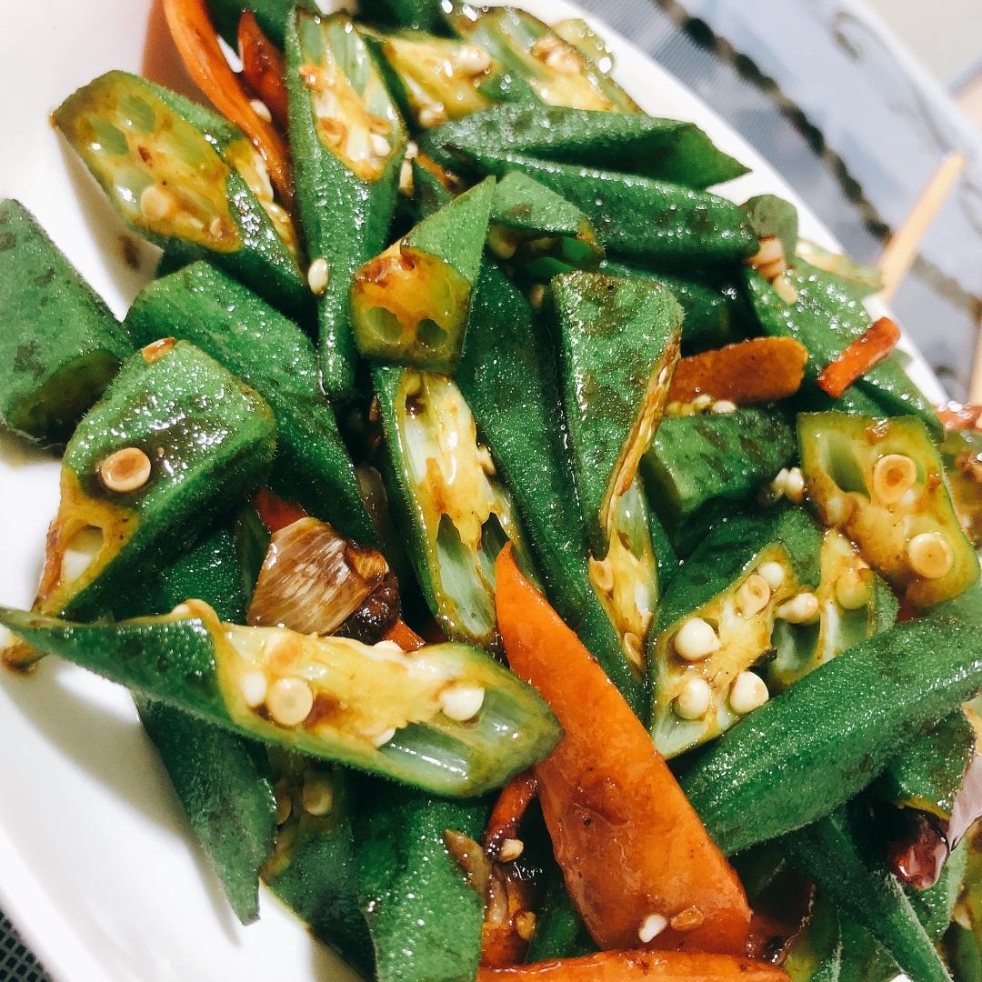 超级下饭的秋葵炒肉