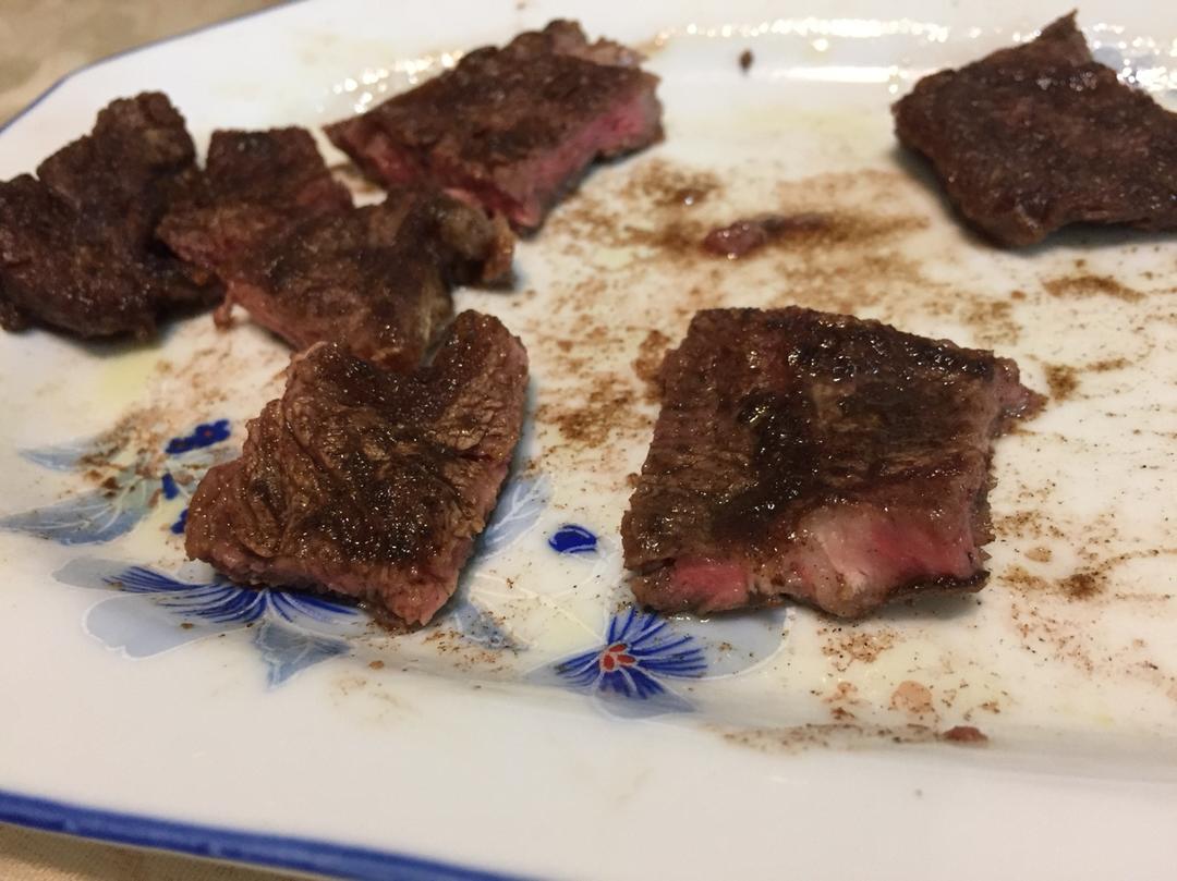 黑椒牛排