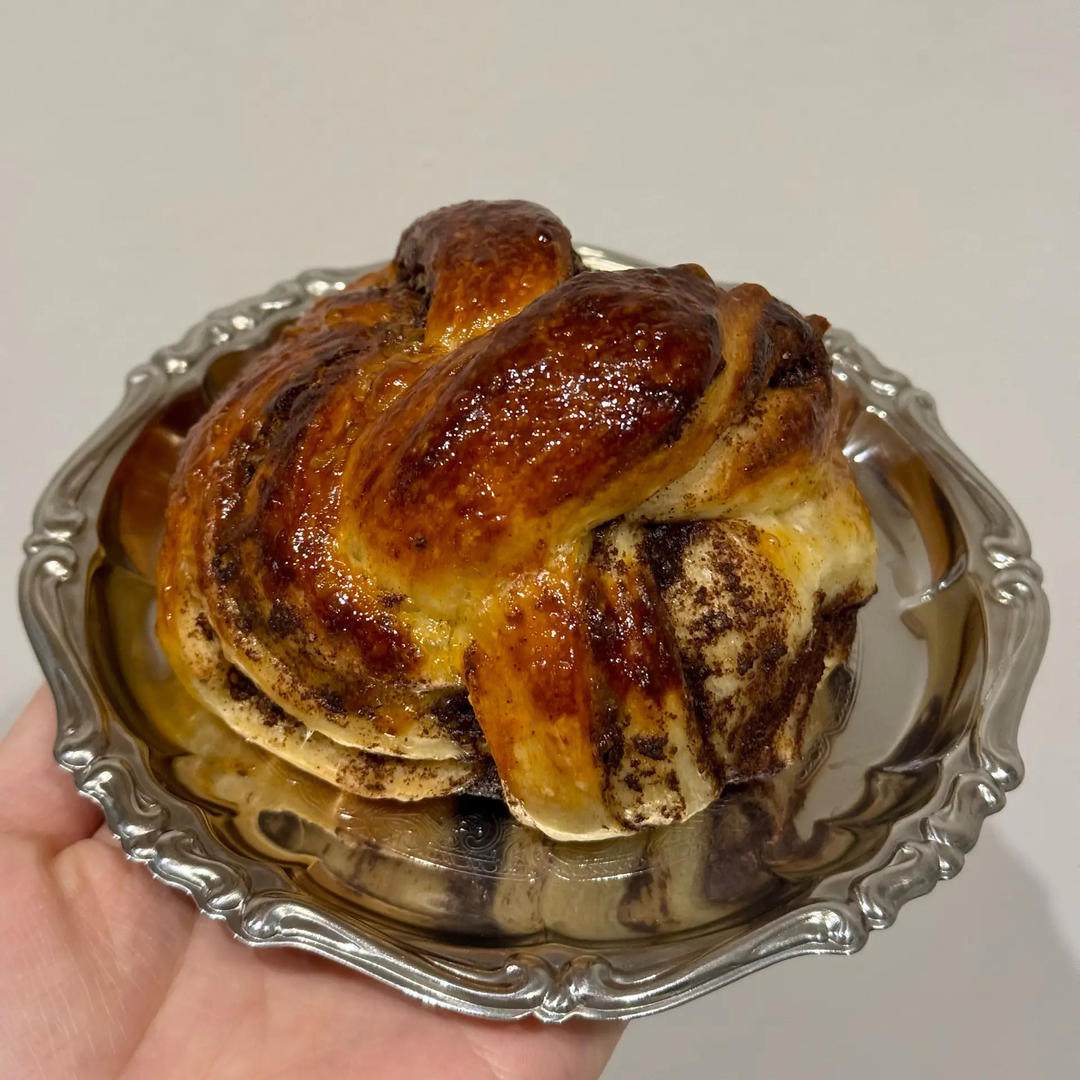 超绝红糖肉桂卷
不用揉出手套膜版！