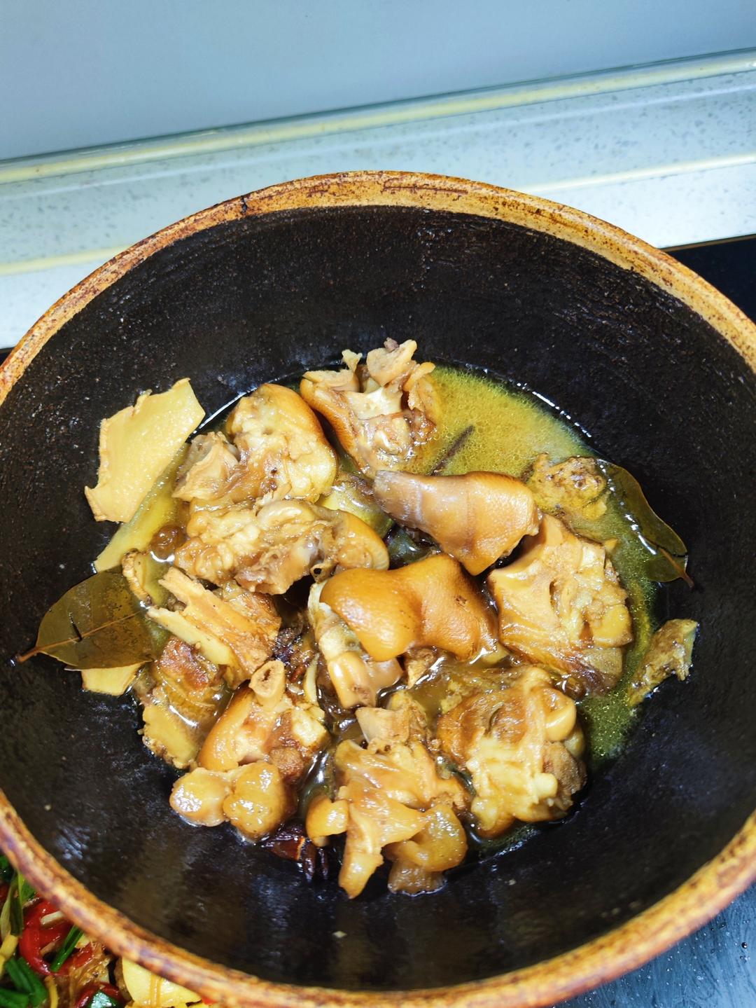 【Q弹卤猪蹄】（家庭版）