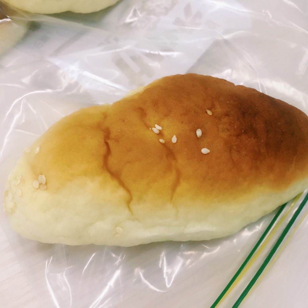 毛毛虫肉松面包