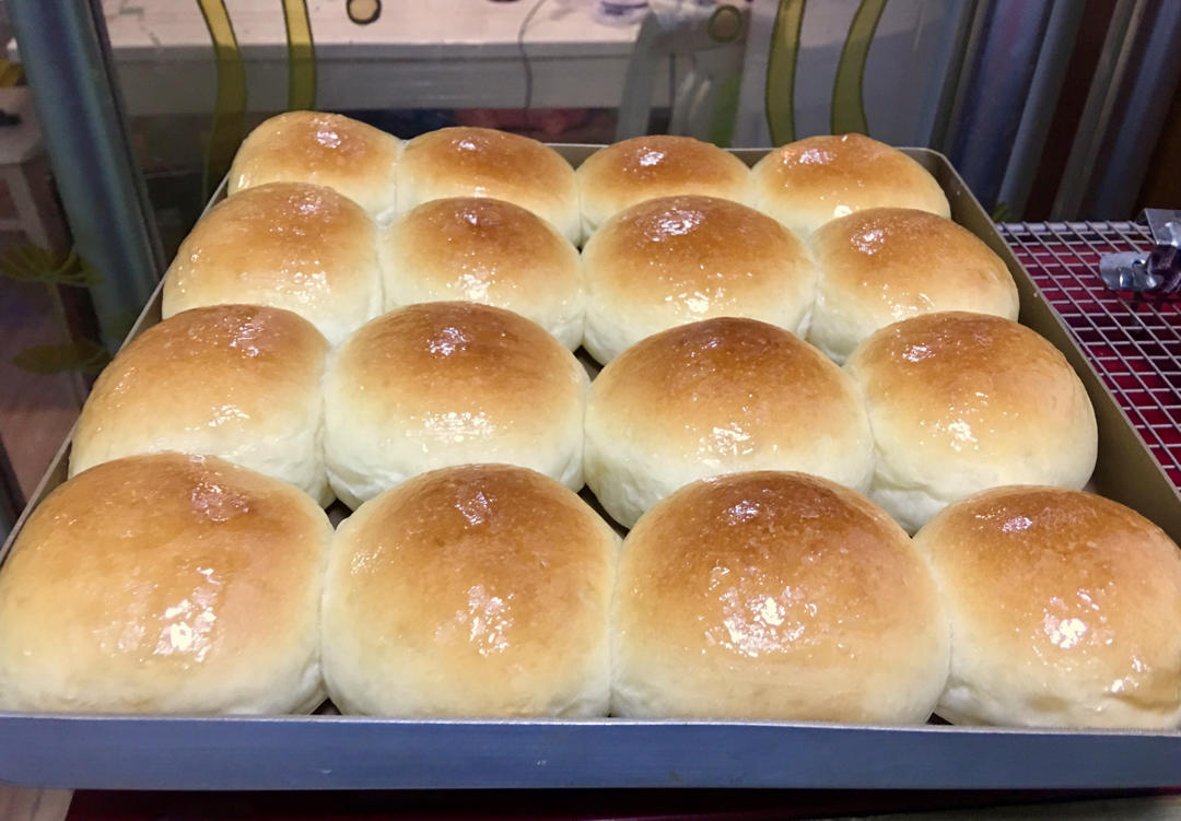 新手一发：奶香小面包