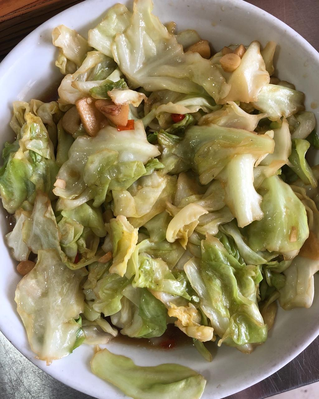 佑佑妈做的手撕包菜