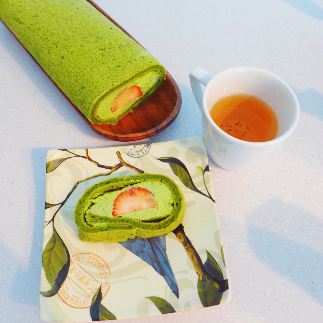 《Tinrry下午茶》教你做基础原味蛋糕卷