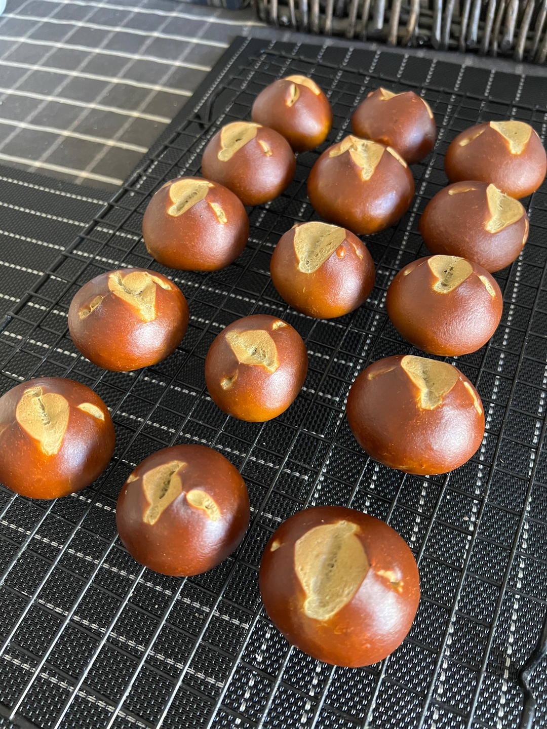 德国碱水包～中筋粉也有春天