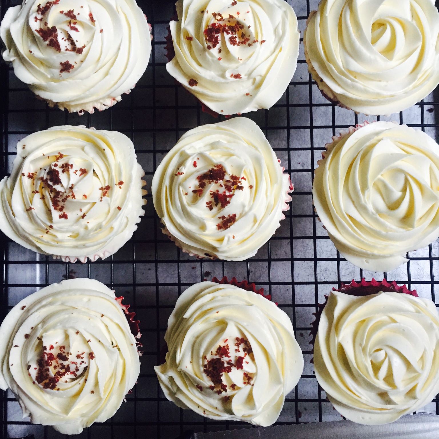 经典红丝绒杯子蛋糕（red velvet cupcake）