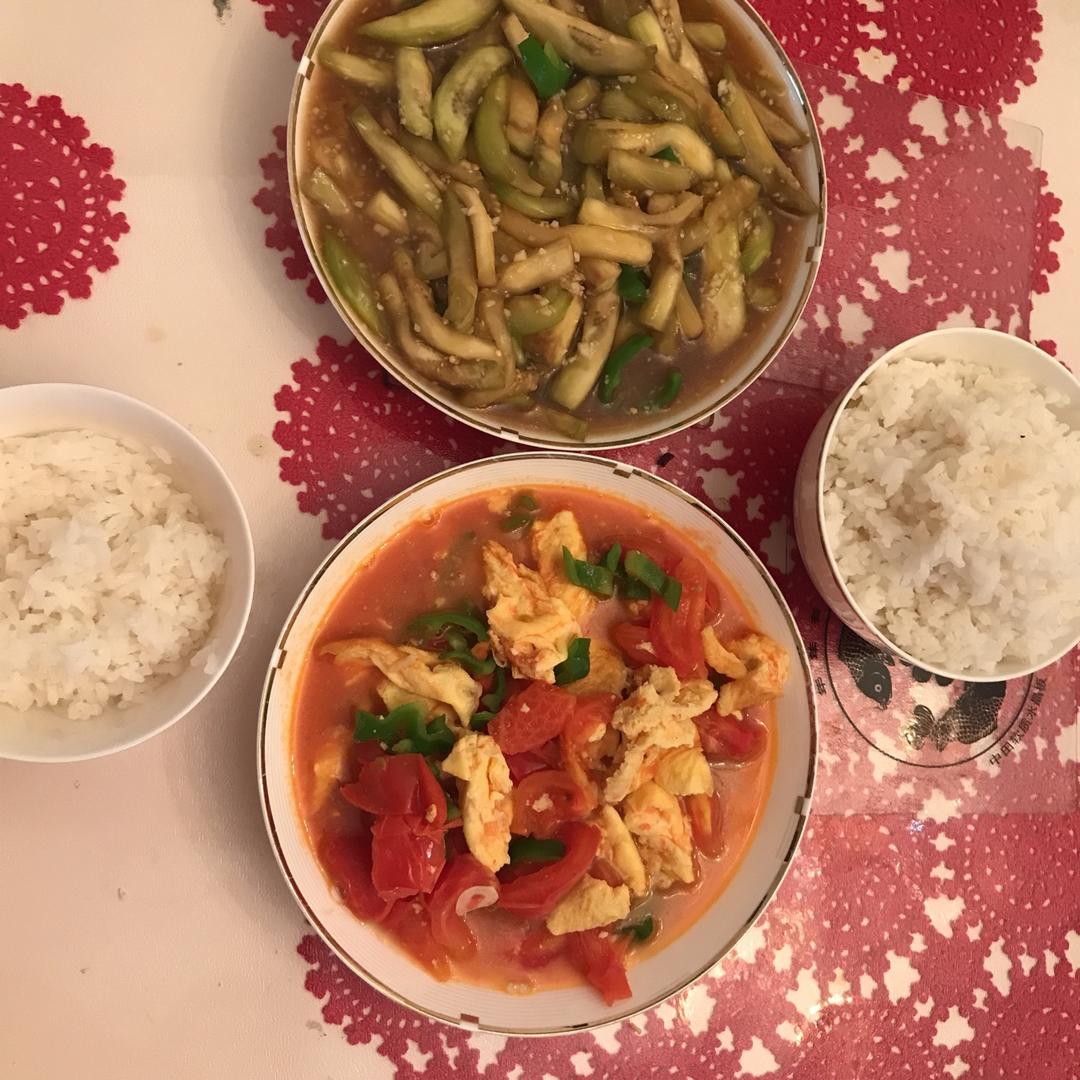 红烧茄子（教你炒茄子不变色的小妙招）