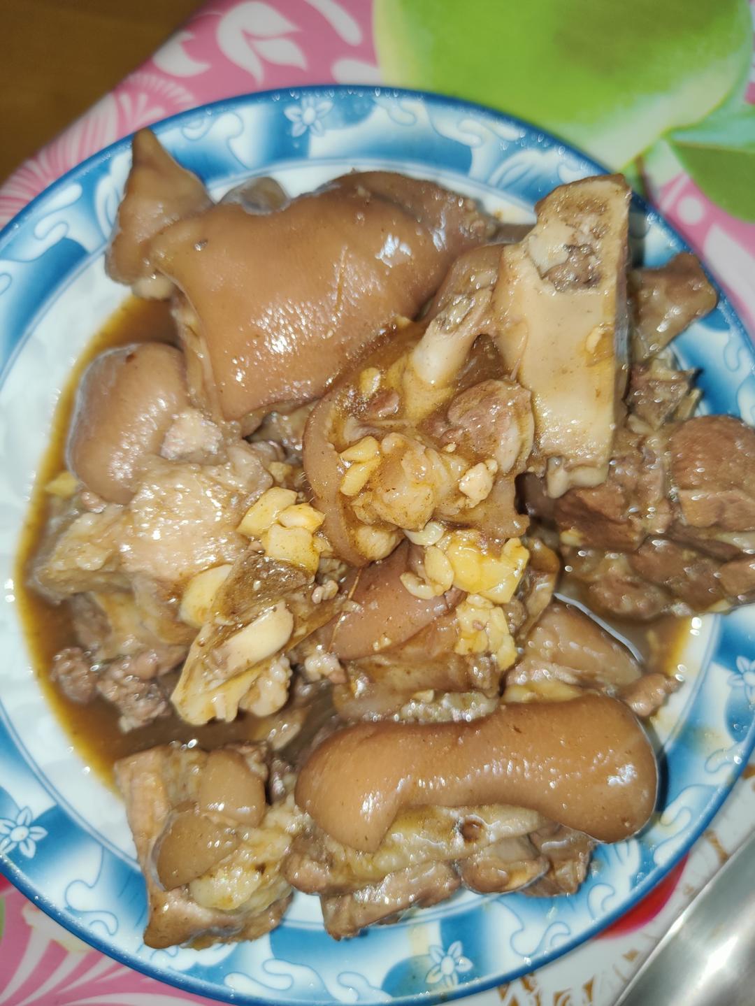 蒜香孜然猪蹄