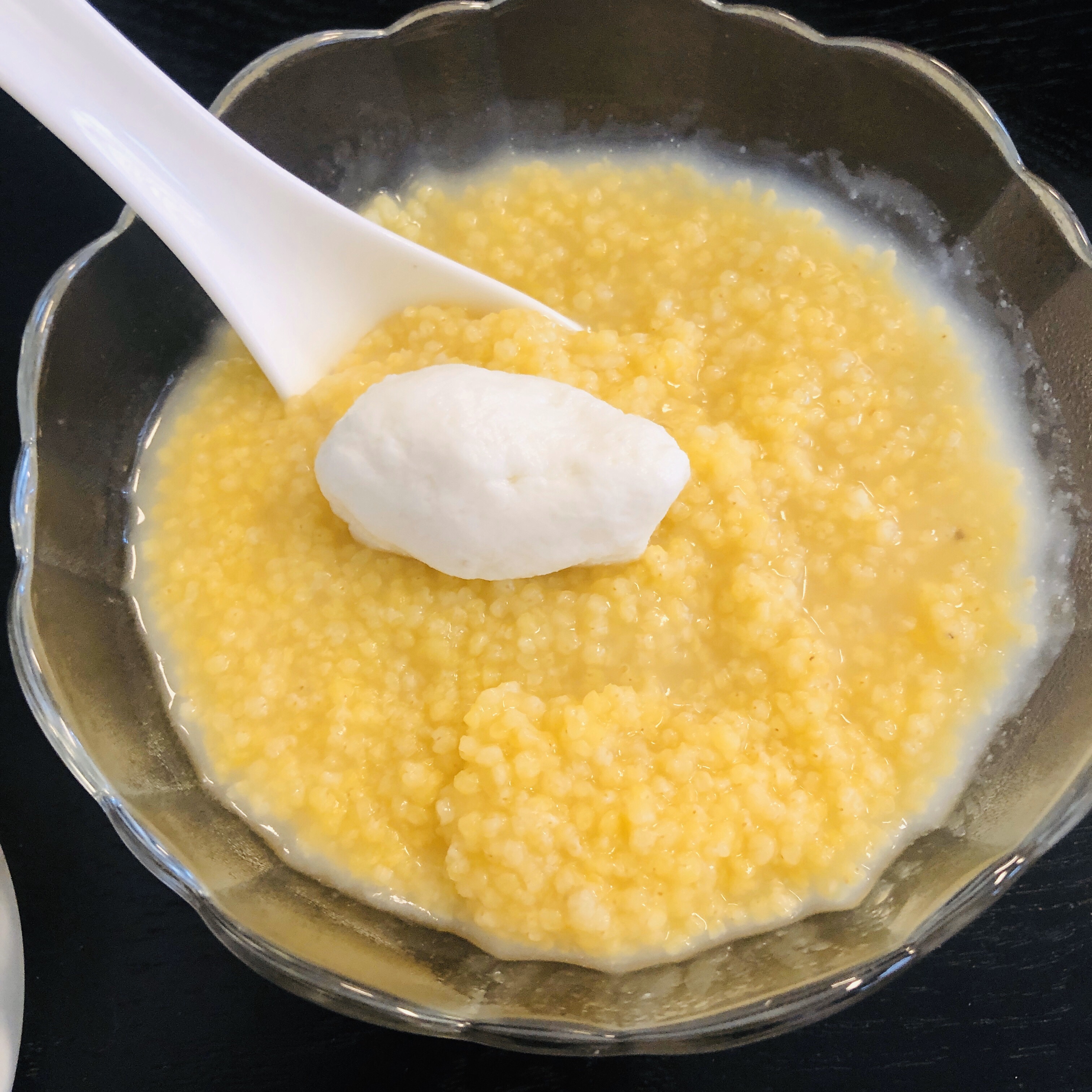 黄小米粥的做法