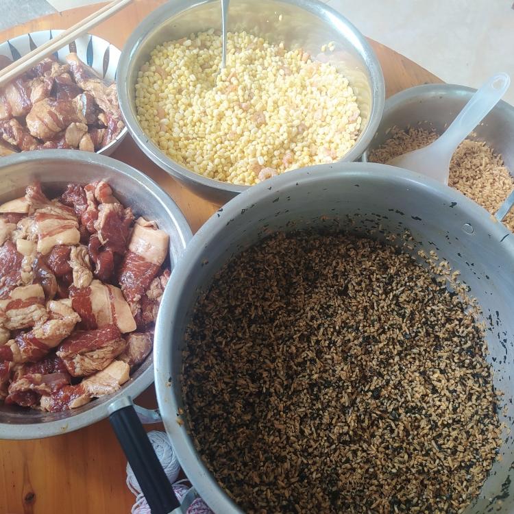 妈咪的♥️私房秘制咸蛋黄肉粽