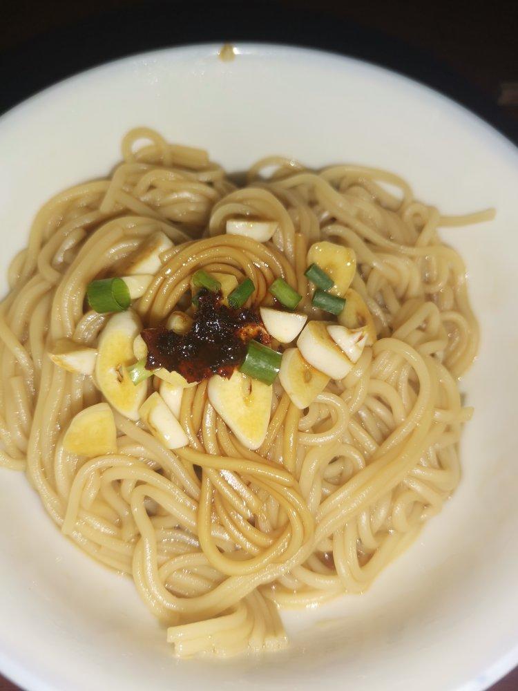 蒜面条
