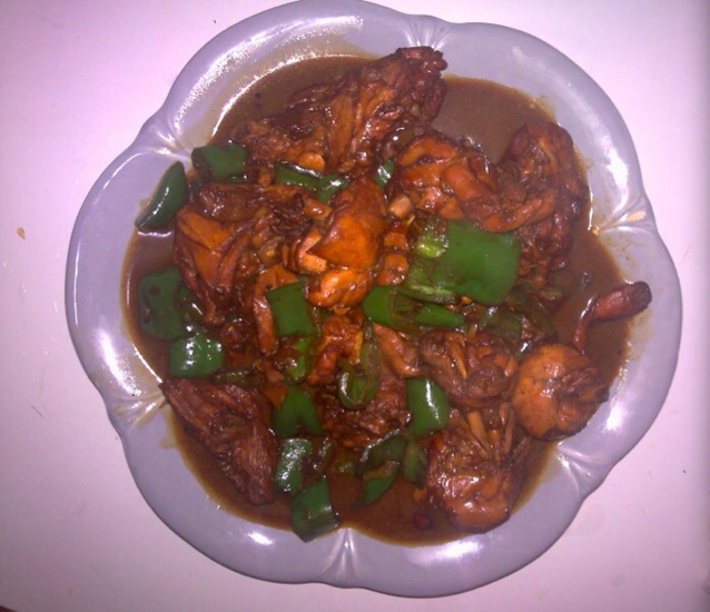 青椒辣酱炒鸡腿肉