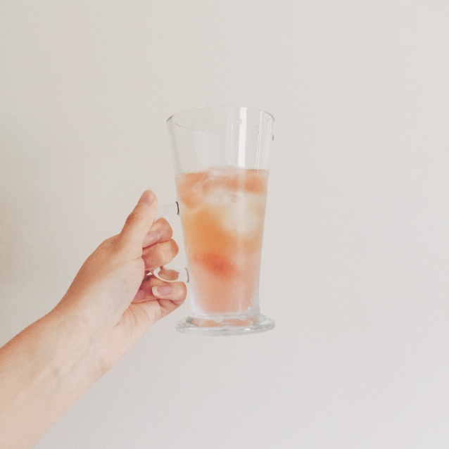 听说喝了这杯【蜜桃冰茶】会有好运