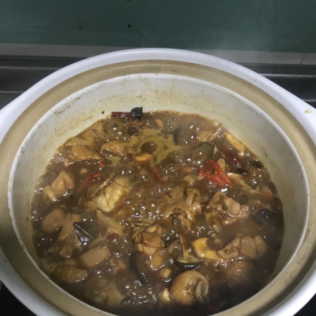 小鸡炖蘑菇