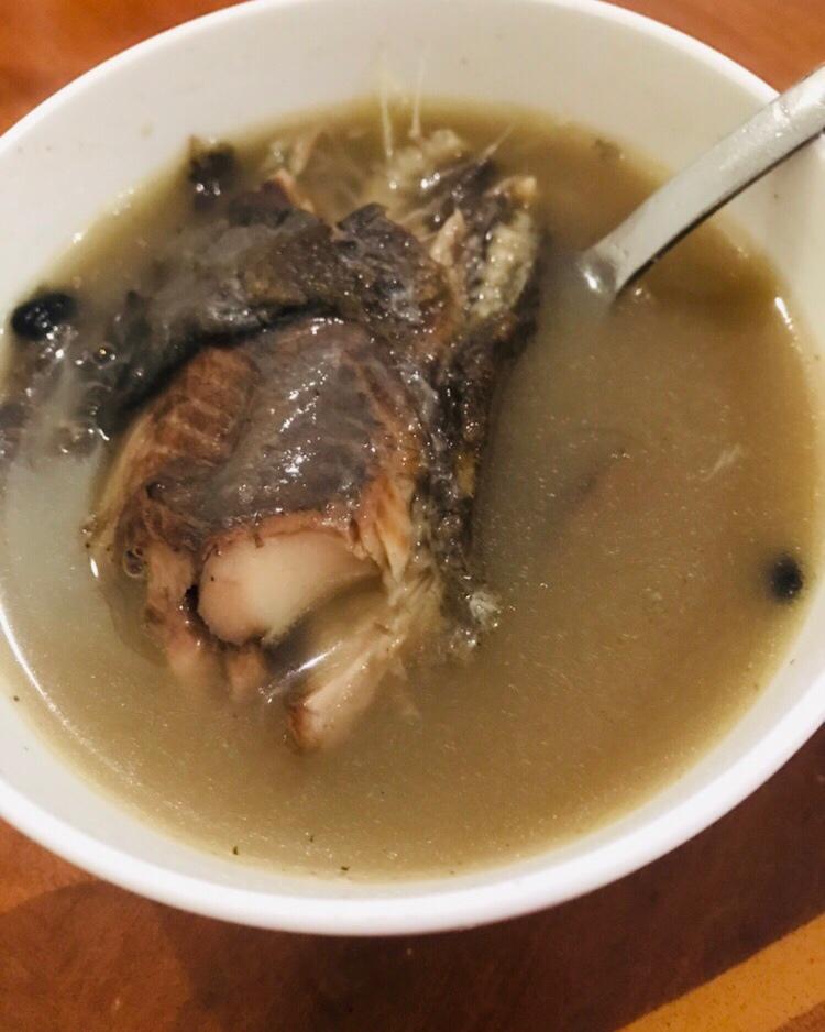 塘虱煲黑豆
