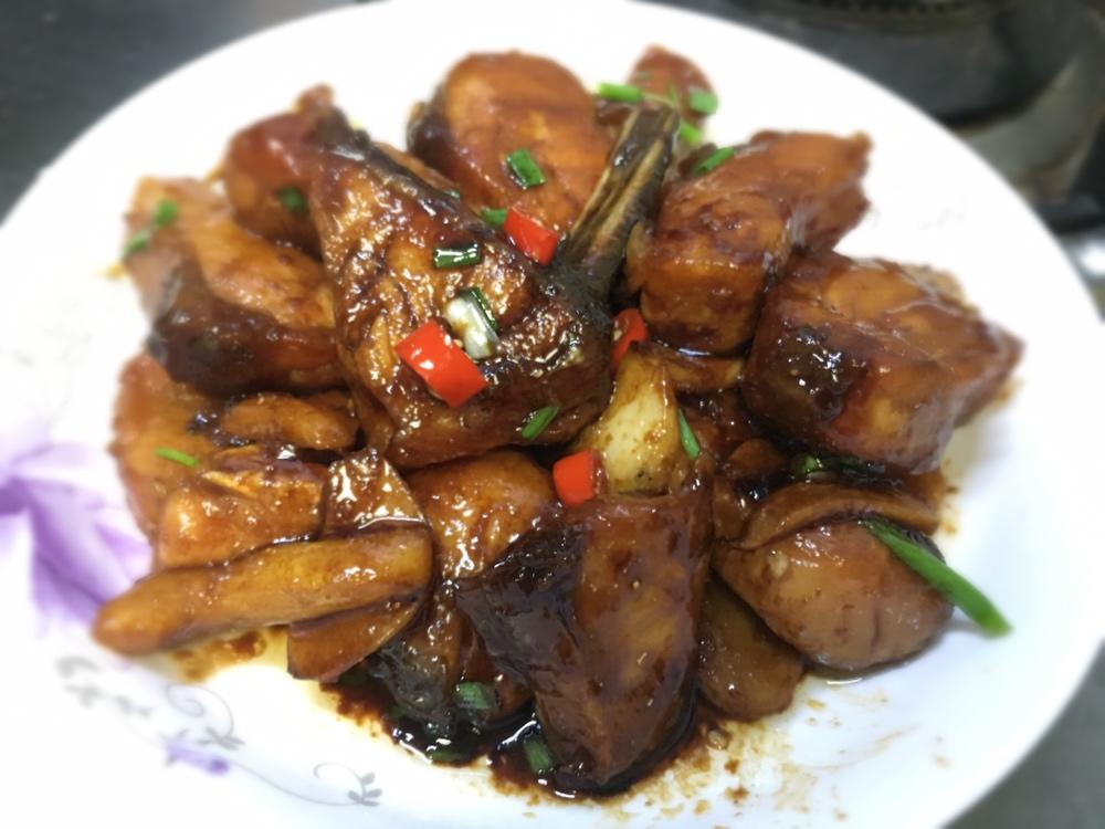 红烧鱼块