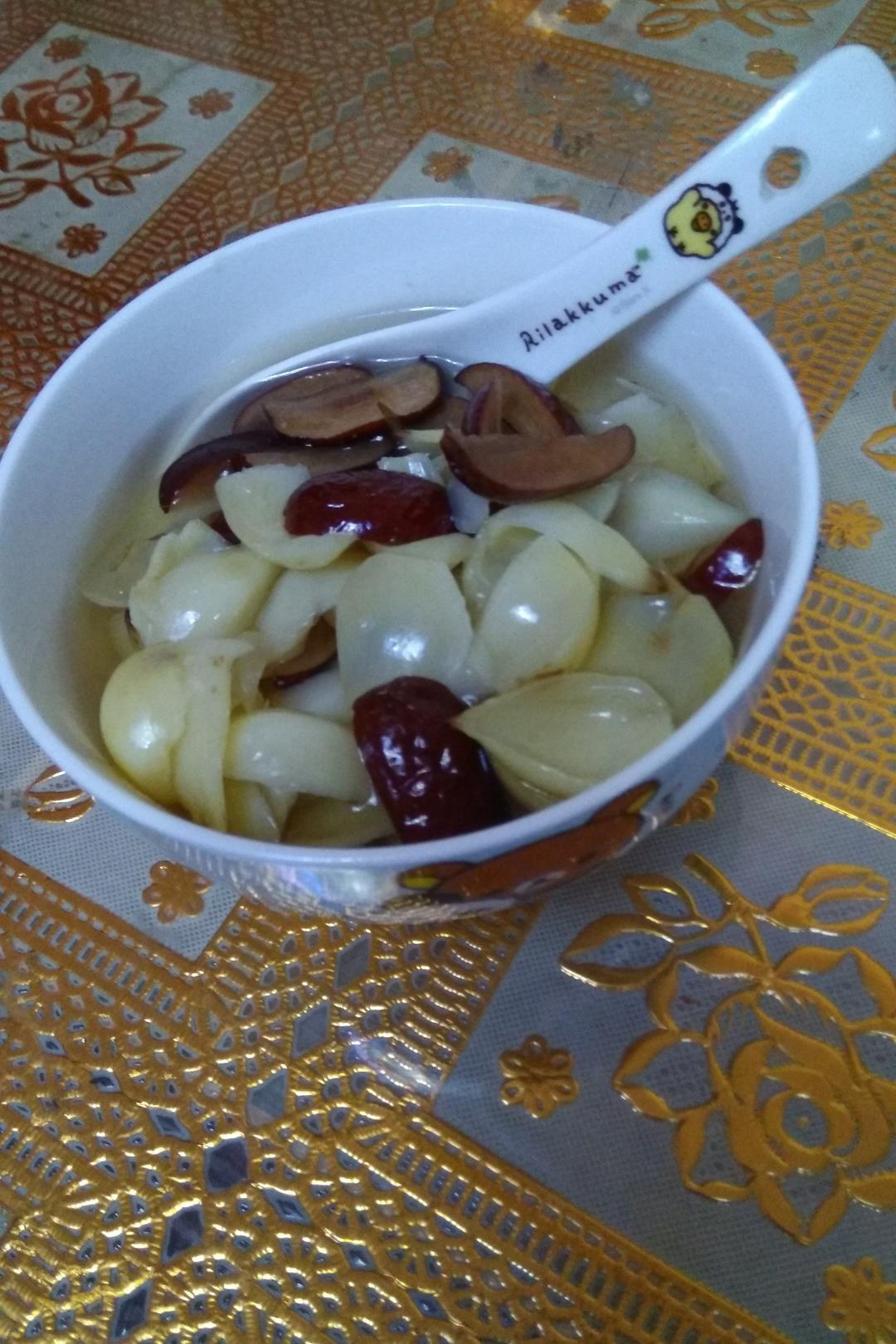 姣爷112做的百合汤