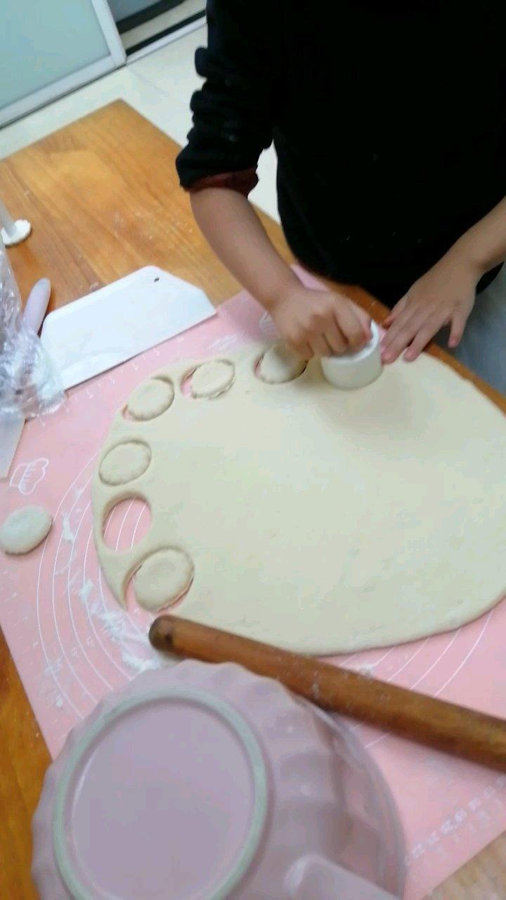 松软养胃的山药饼      （高营养低热量）