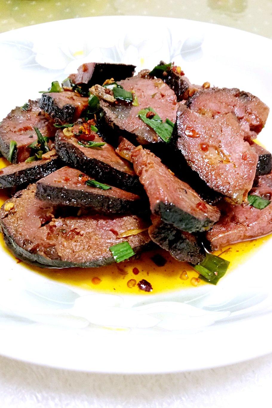 4赞不解释自已 做过 2017年12月13日 正宗邵阳乡下猪血圆子，记忆中味道， 2