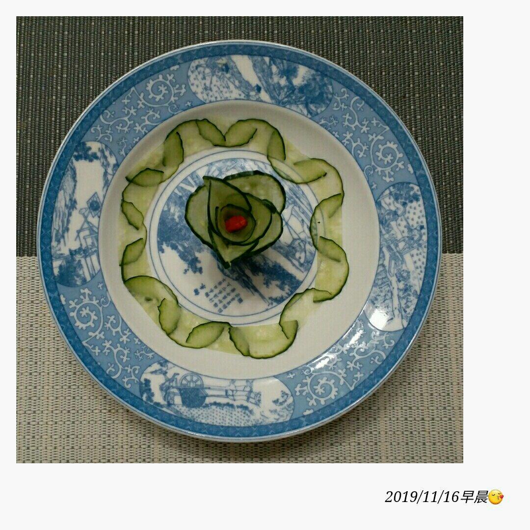黄瓜花式摆盘--你若盛开蝶自来