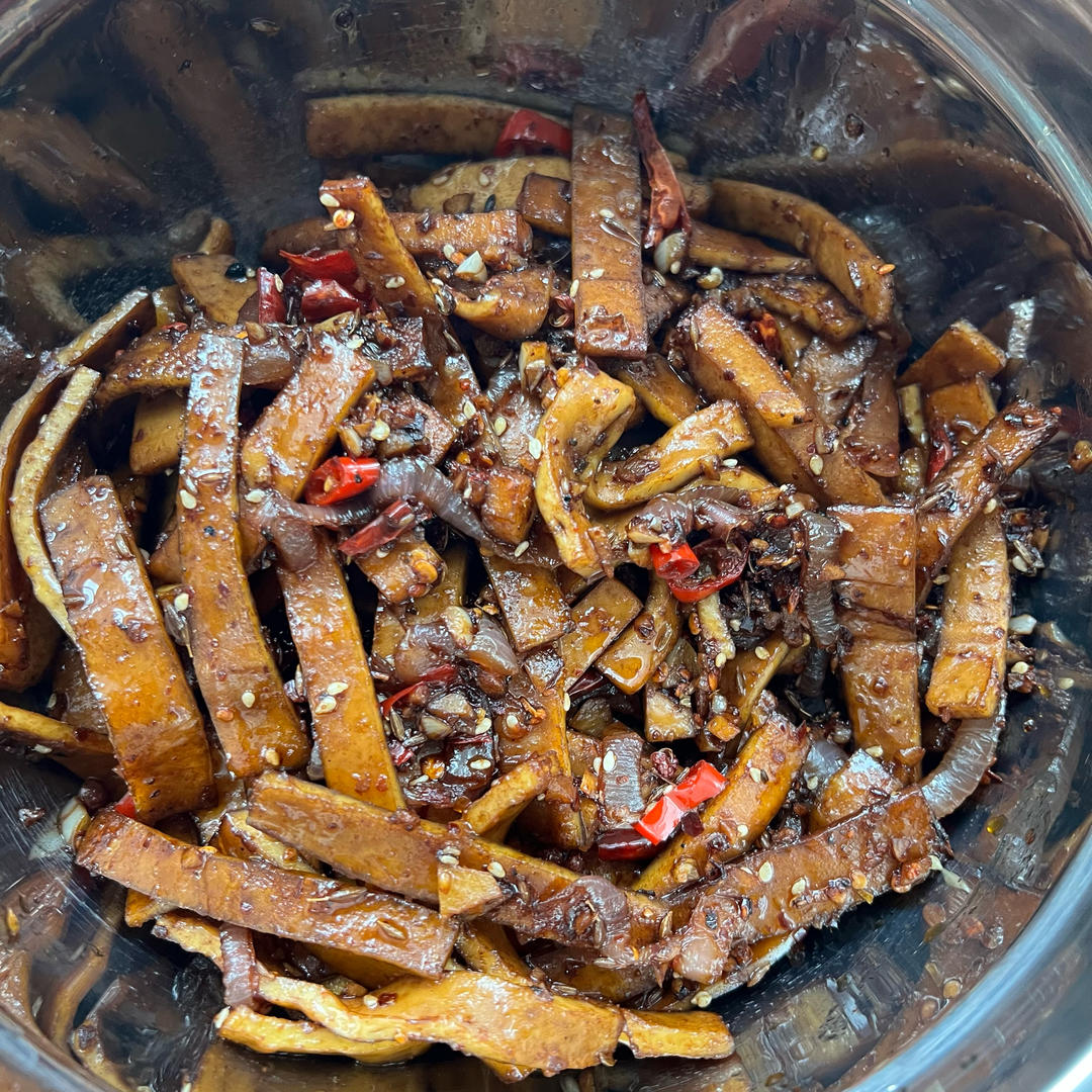 零嘴麻辣香干