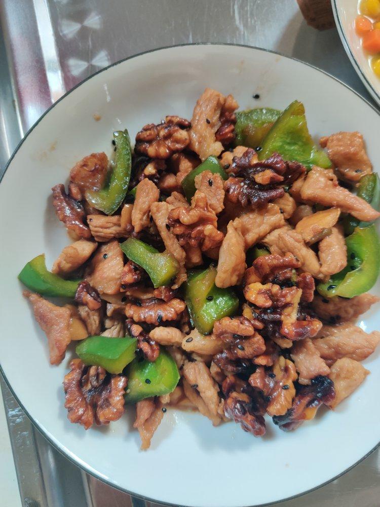 补补脑～核桃小炒肉