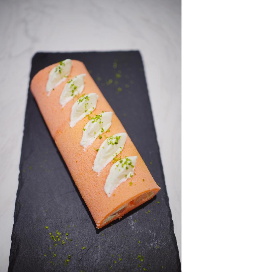 草莓奶油卷/O卷/小山卷