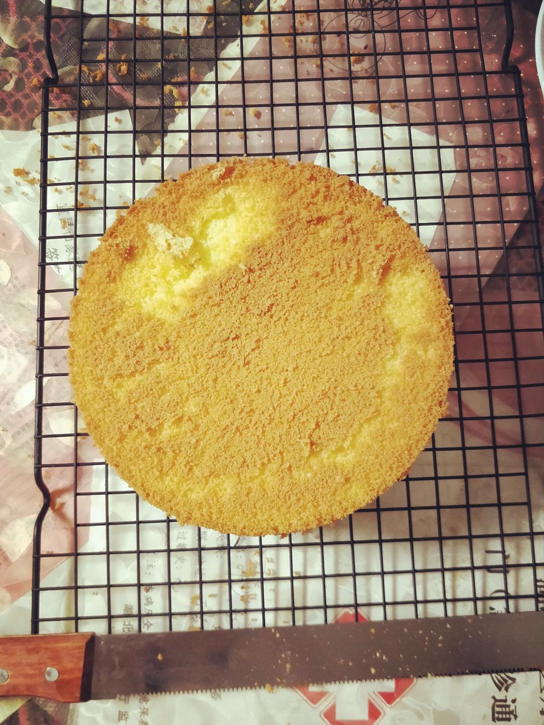 原味海绵纸杯蛋糕（非常适合裱花、盖糖皮的cupcake方子）