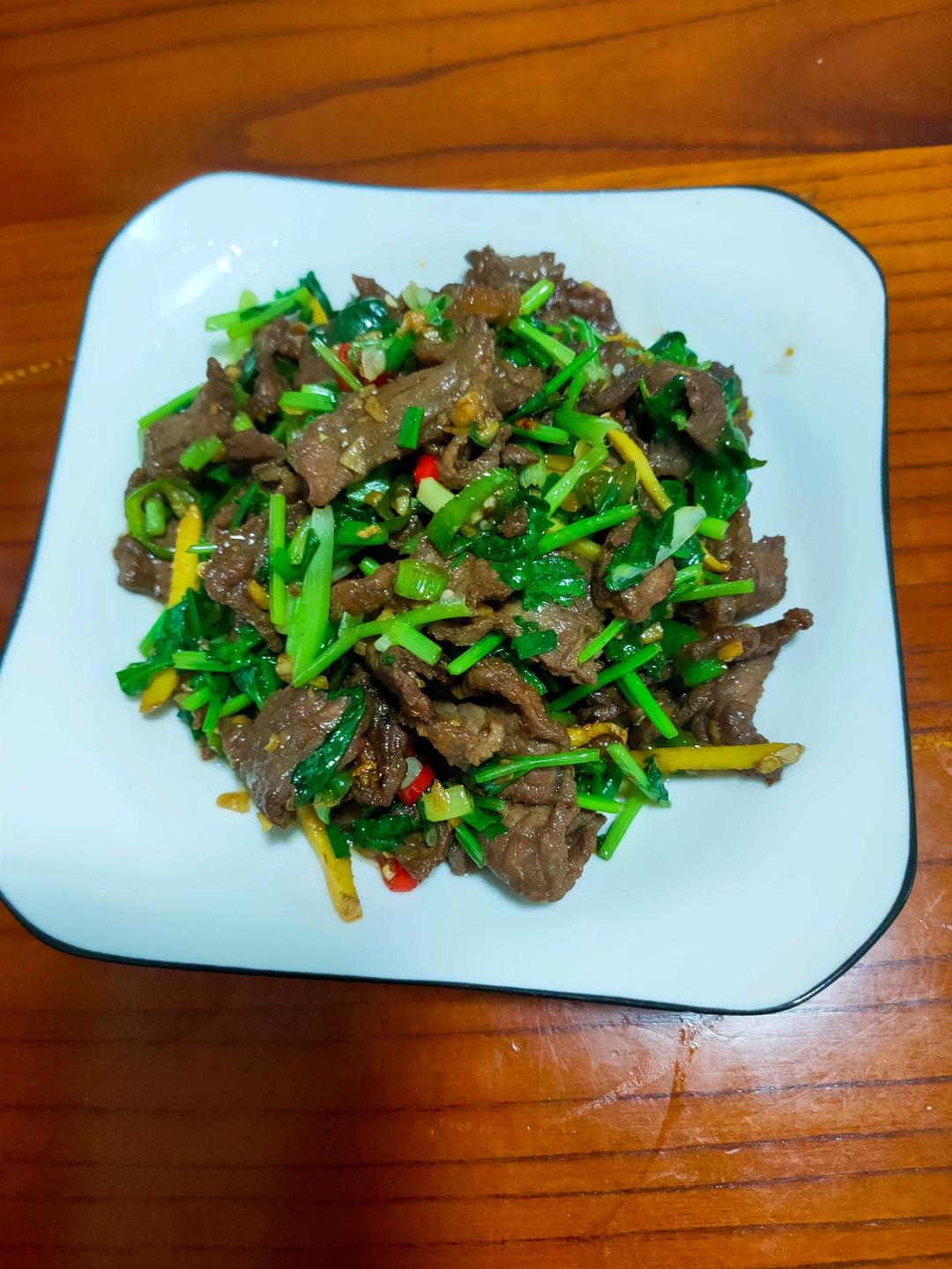 香菜牛肉