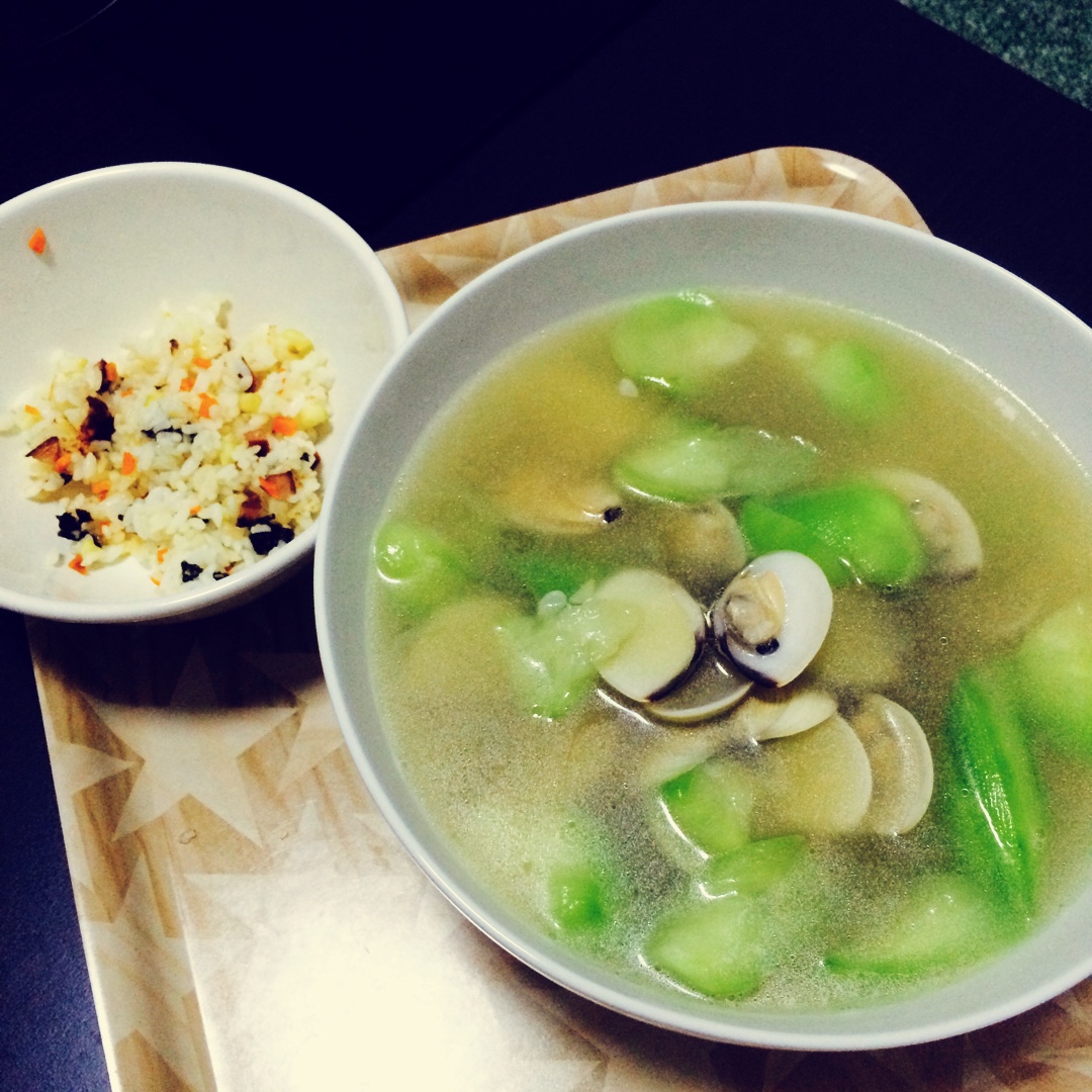 丝瓜花蛤汤