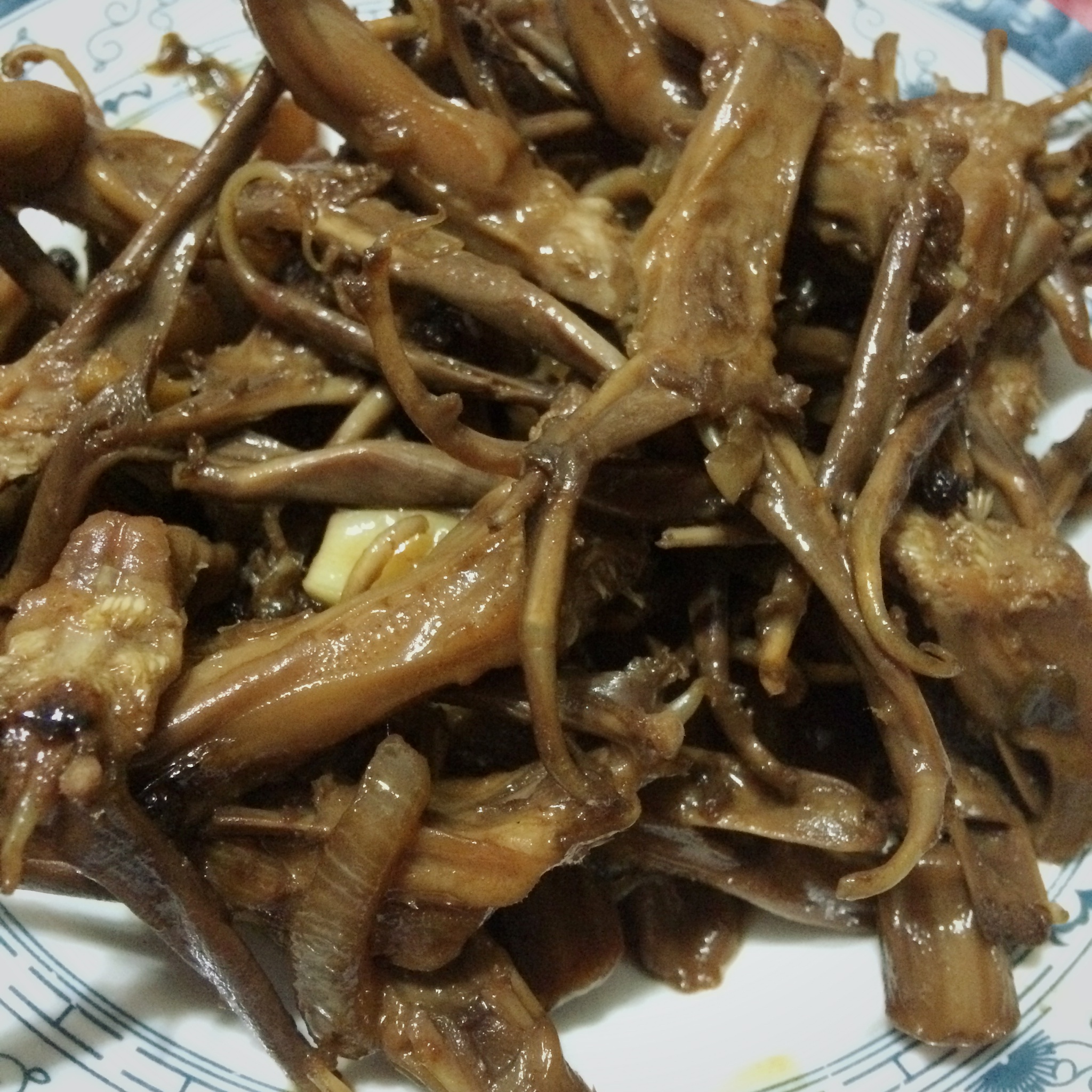 超级好吃麻辣酱鸭舌