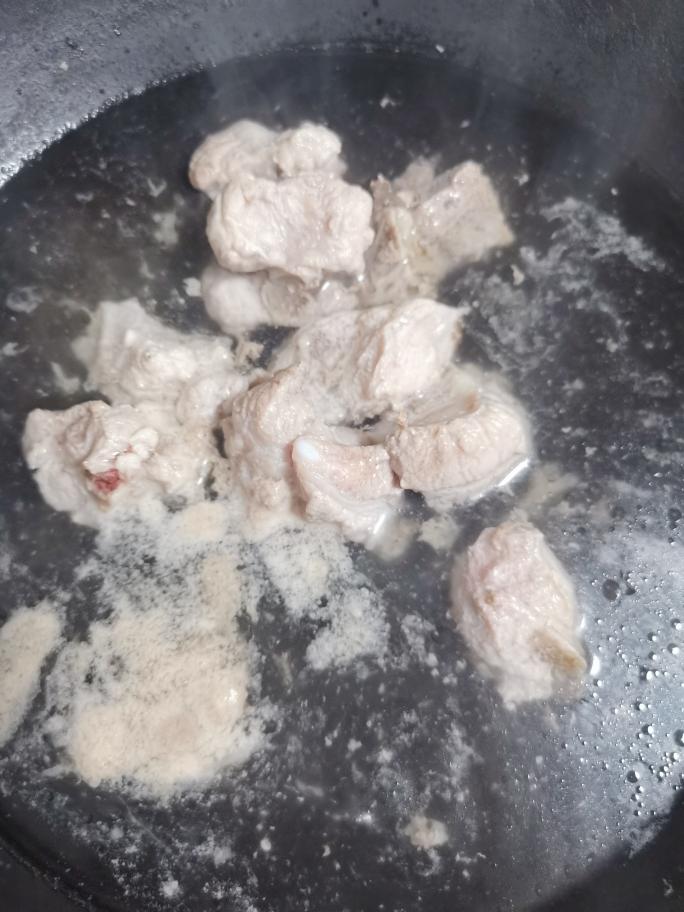 土豆排骨饭的做法 步骤1