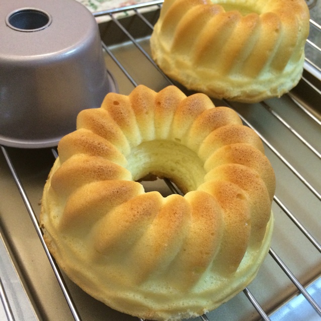 萨瓦林原味戚风蛋糕