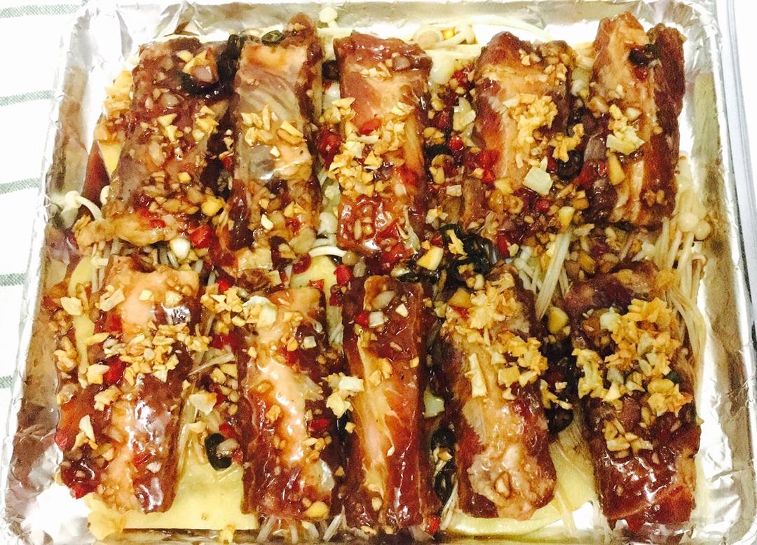 香到骨头里的蒜香排骨（烤箱）