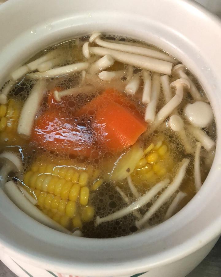 美味牛骨养生汤