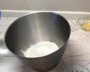 一根筷子压出香葱花卷（小视频食谱）的做法 步骤2