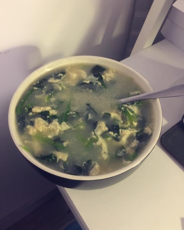 菠菜鸡蛋汤